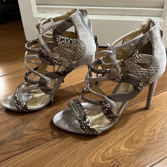 Alexandre Birman Elenara Python Heels Mono Grigio - Sz 37 - Picture 1 of 4